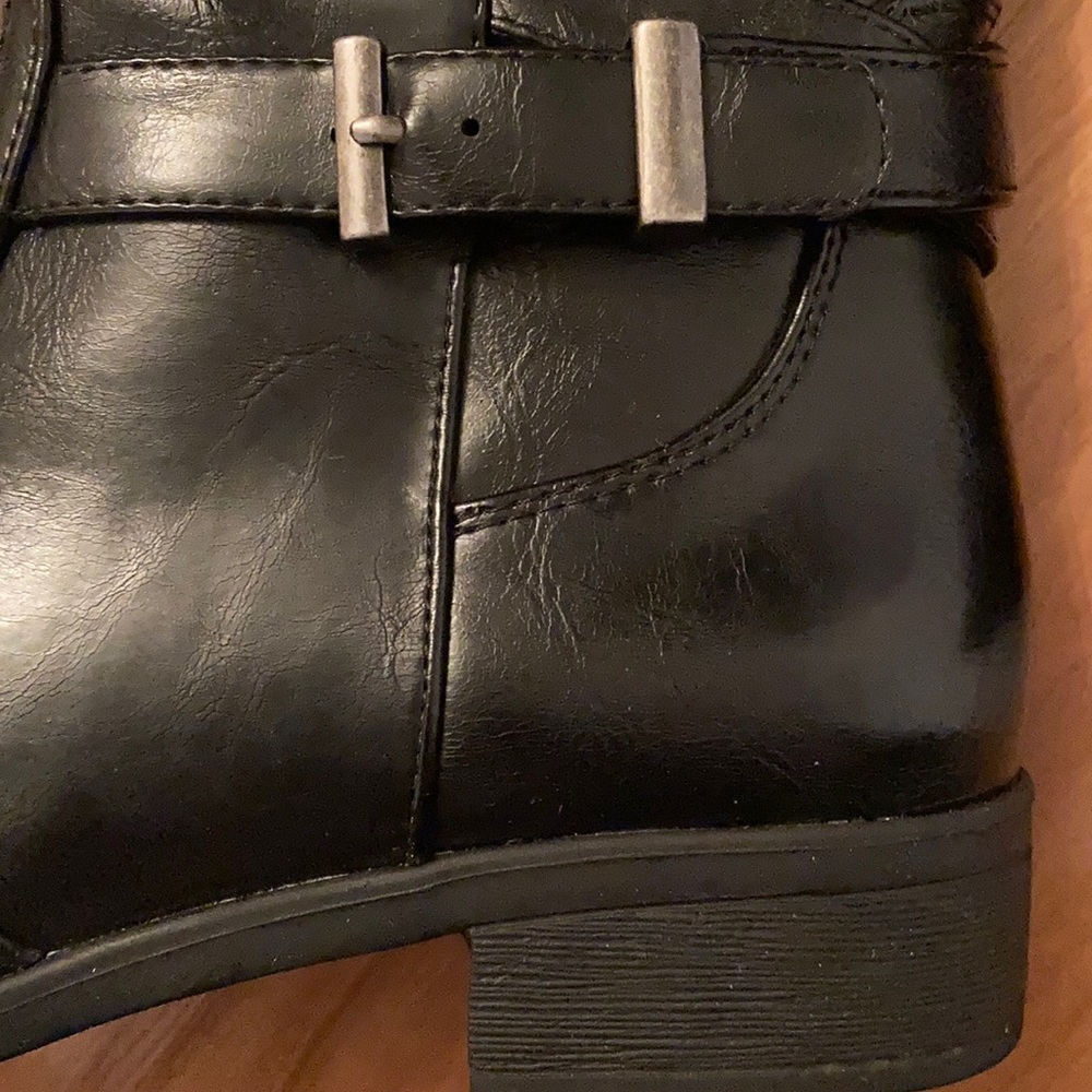 Yuu Rocio Boots - Picture 7 of 11